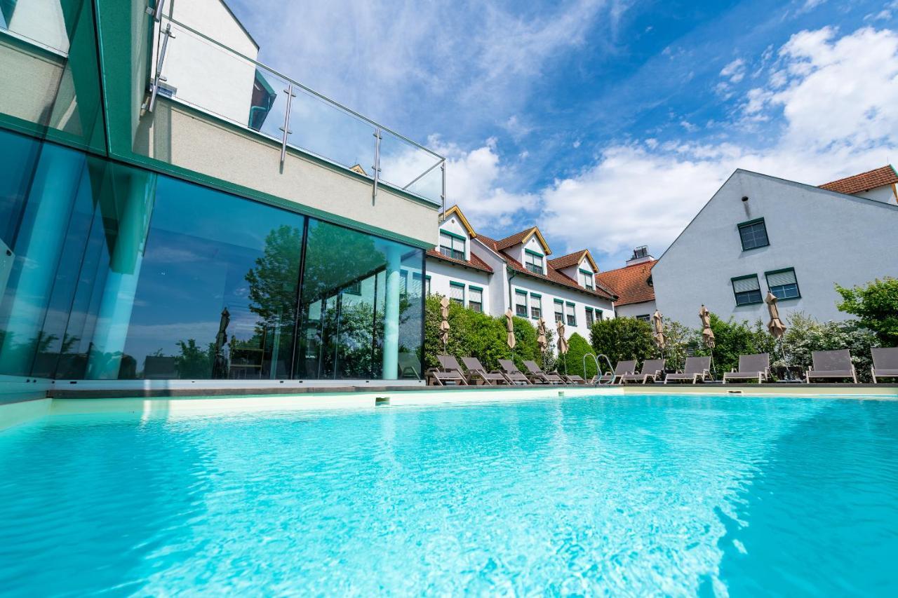 Hotel Nationalpark Illmitz Exteriör bild